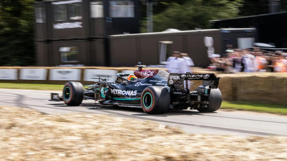 Mercedes W15: Surging Performance and Tech&nbsp;Innovations